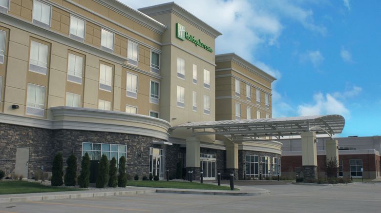 Holiday Inn  and  Suites-Convention Center Exterior. Images powered by <a href="https://www.leonardoworldwide.com" target="_blank" rel="noopener">Leonardo</a>.