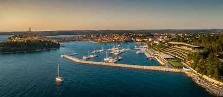 Grand Park Hotel Rovinj Exterior