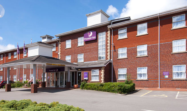 Premier Inn Bolton (Reebok Stadium) Exterior