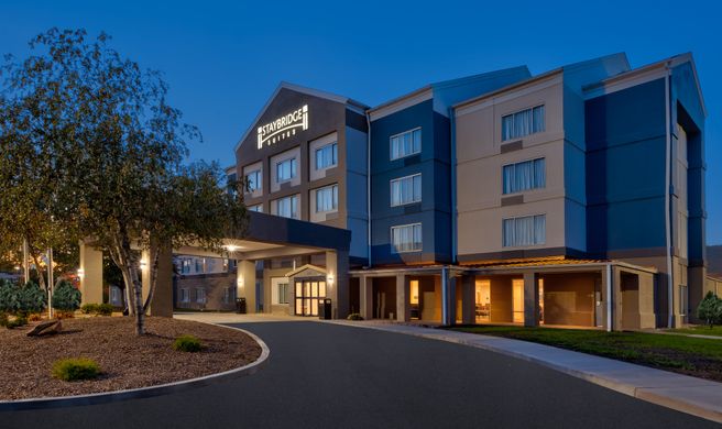 Staybridge Suites Pittsburgh Airport Exterior
