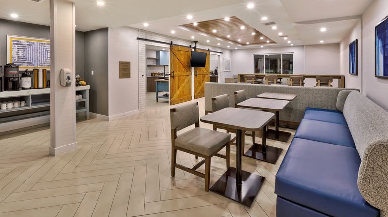 <b>Staybridge Suites Pittsburgh Airport Restaurant</b>. Images powered by <a href="https://www.leonardoworldwide.com/" title="Leonardo Worldwide" target="_blank">Leonardo</a>.