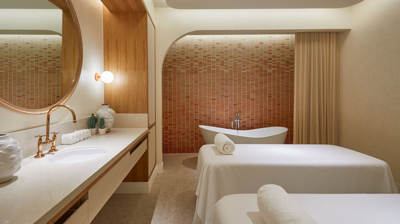 <b>The Standard Hua Hin Spa</b>. Images powered by <a href="https://www.leonardoworldwide.com/" title="Leonardo Worldwide" target="_blank">Leonardo</a>.