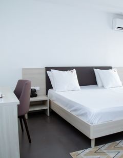 Le Ndiambour Hotel Et Residence