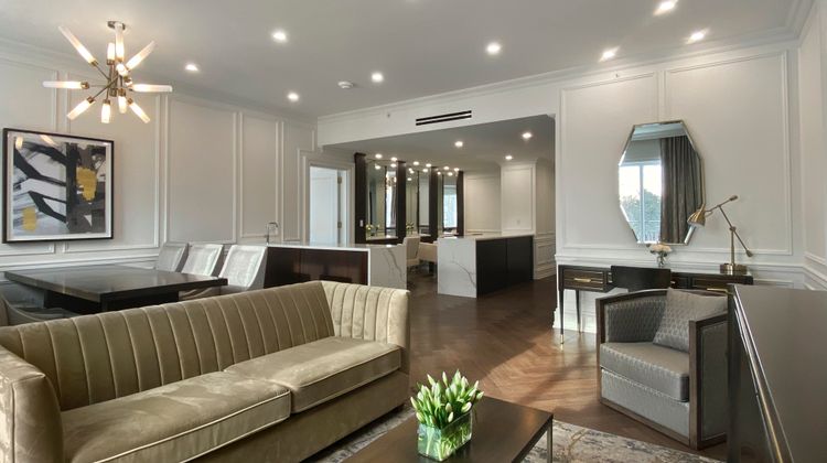 Chateau Grande Hotel Suite