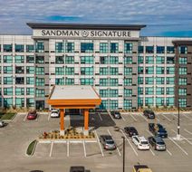 Sandman Signature Saskatoon South Hotel Exterior