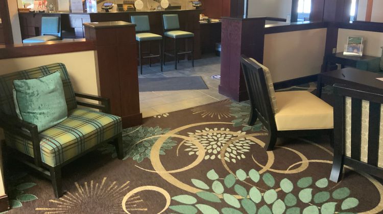 Staybridge Suites Lobby