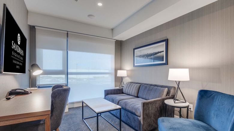 <b>Sandman Signature Saskatoon South Hotel Suite</b>. Images powered by <a href="https://www.leonardoworldwide.com/" title="Leonardo Worldwide" target="_blank">Leonardo</a>.