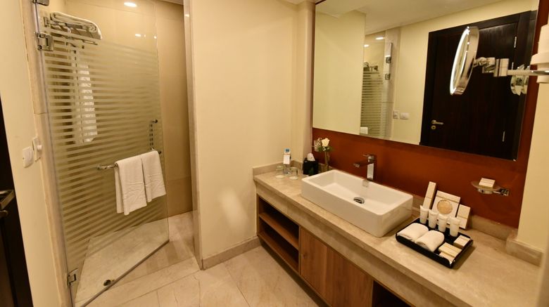 <b>Triumph Luxury Hotel Room</b>. Images powered by <a href="https://www.leonardoworldwide.com/" title="Leonardo Worldwide" target="_blank">Leonardo</a>.