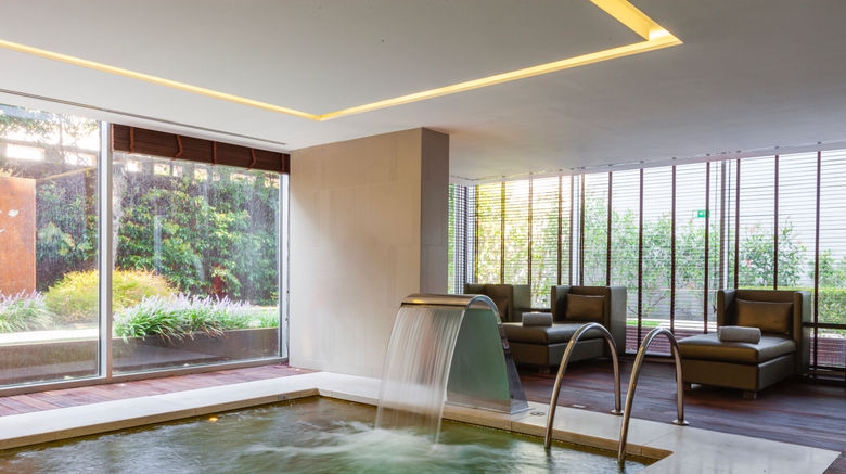 <b>InterContinental Estoril Pool</b>. Images powered by <a href="https://www.leonardoworldwide.com/" title="Leonardo Worldwide" target="_blank">Leonardo</a>.