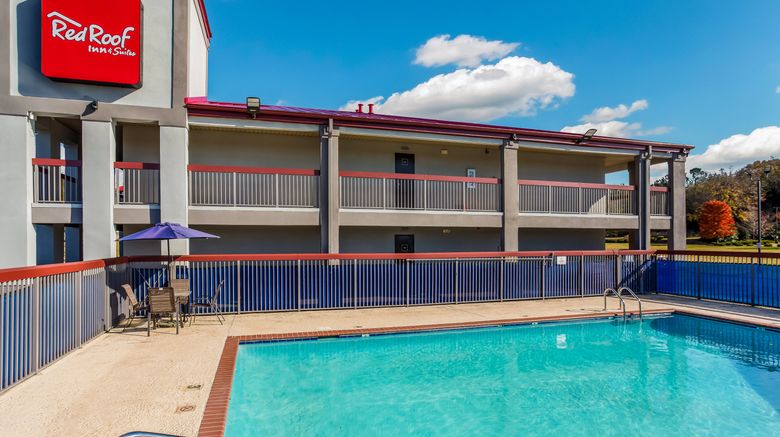 <b>Red Roof Inn & Suites Athens Pool</b>. Images powered by <a href="https://www.leonardoworldwide.com/" title="Leonardo Worldwide" target="_blank">Leonardo</a>.
