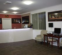 Country Plaza Queanbeyan Lobby
