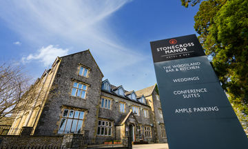 Stonecross Manor Hotel