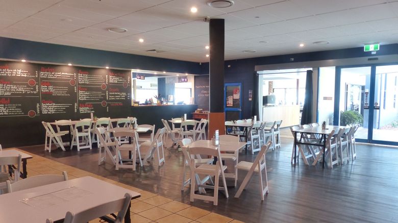 <b>Mackay Seabreeze Apartments Restaurant</b>. Images powered by <a href="https://www.leonardoworldwide.com/" title="Leonardo Worldwide" target="_blank">Leonardo</a>.