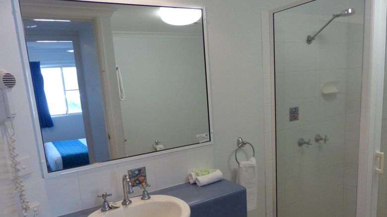<b>Mackay Seabreeze Apartments Room</b>. Images powered by <a href="https://www.leonardoworldwide.com/" title="Leonardo Worldwide" target="_blank">Leonardo</a>.
