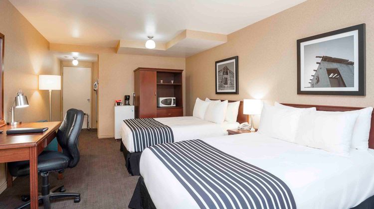 Sandman Inn Princeton Room
