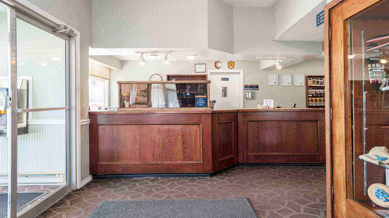 <b>Sandman Inn McBride Lobby</b>. Images powered by <a href="https://www.leonardoworldwide.com/" title="Leonardo Worldwide" target="_blank">Leonardo</a>.