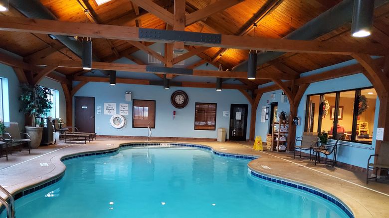 <b>Holiday Inn Express and Suites Donegal Pool</b>. Images powered by <a href="https://www.leonardoworldwide.com/" title="Leonardo Worldwide" target="_blank">Leonardo</a>.
