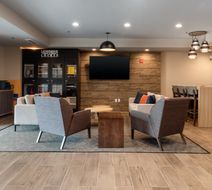 Candlewood Suites Enterprise Lobby