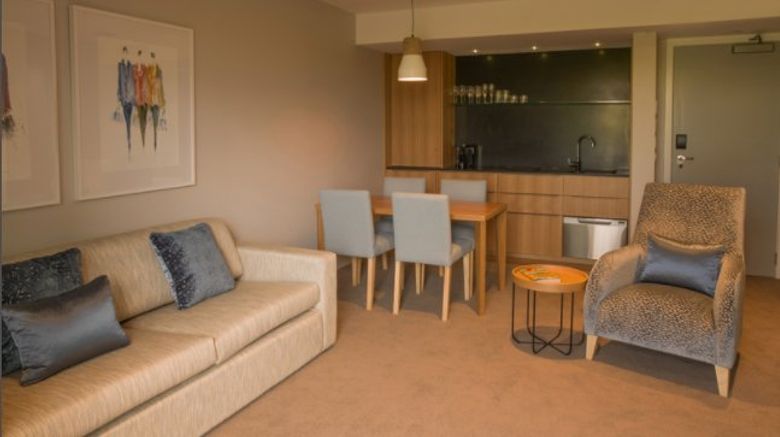 <b>Porters Boutique Hotel Suite</b>. Images powered by <a href="https://www.leonardoworldwide.com/" title="Leonardo Worldwide" target="_blank">Leonardo</a>.
