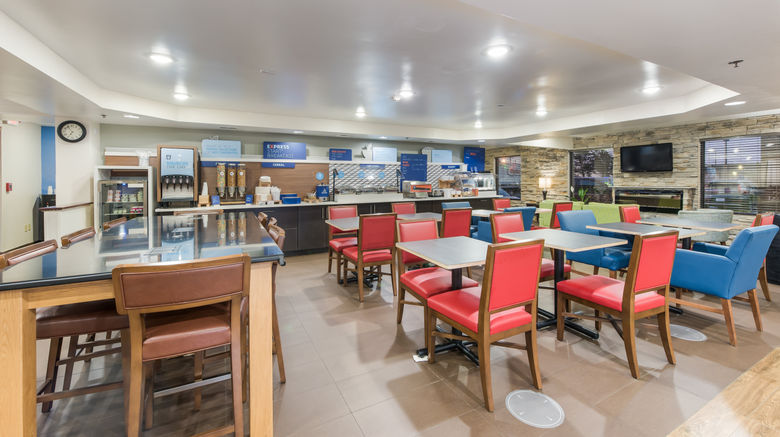 <b>Holiday Inn Express Restaurant</b>. Images powered by <a href="https://www.leonardoworldwide.com/" title="Leonardo Worldwide" target="_blank">Leonardo</a>.