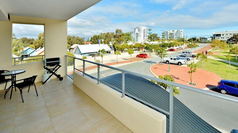 <b>Dolphin Quay Apartment Hotel Room</b>. Images powered by <a href="https://www.leonardoworldwide.com/" title="Leonardo Worldwide" target="_blank">Leonardo</a>.