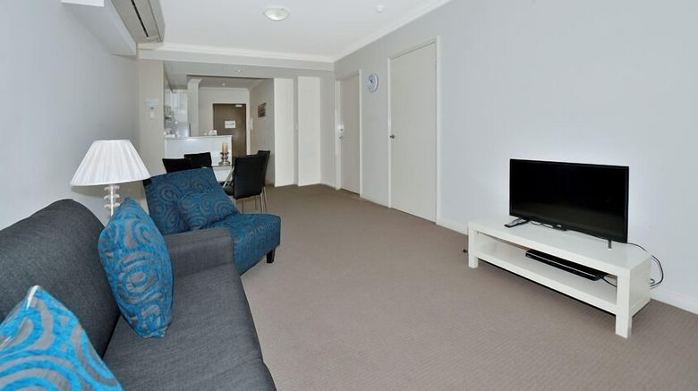 <b>Dolphin Quay Apartment Hotel Room</b>. Images powered by <a href="https://www.leonardoworldwide.com/" title="Leonardo Worldwide" target="_blank">Leonardo</a>.