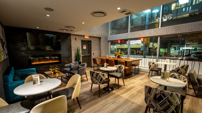 <b>Holiday Inn Toronto Downtown Centre Restaurant</b>. Images powered by <a href="https://www.leonardoworldwide.com/" title="Leonardo Worldwide" target="_blank">Leonardo</a>.