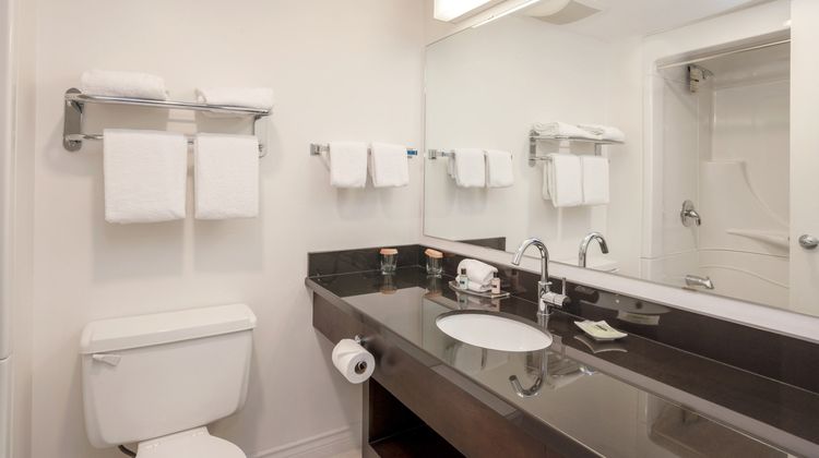 Sandman Inn Revelstoke Room
