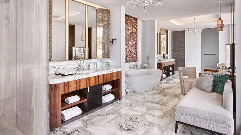 <b>Mandarin Oriental Bosphorus Istanbul Room</b>. Images powered by <a href="https://www.leonardoworldwide.com/" title="Leonardo Worldwide" target="_blank">Leonardo</a>.