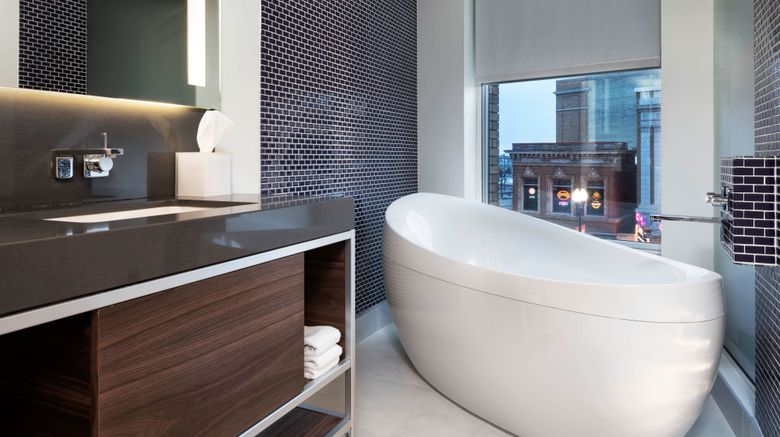 <b>The Chambers Hotel Room</b>. Images powered by <a href="https://www.leonardoworldwide.com/" title="Leonardo Worldwide" target="_blank">Leonardo</a>.