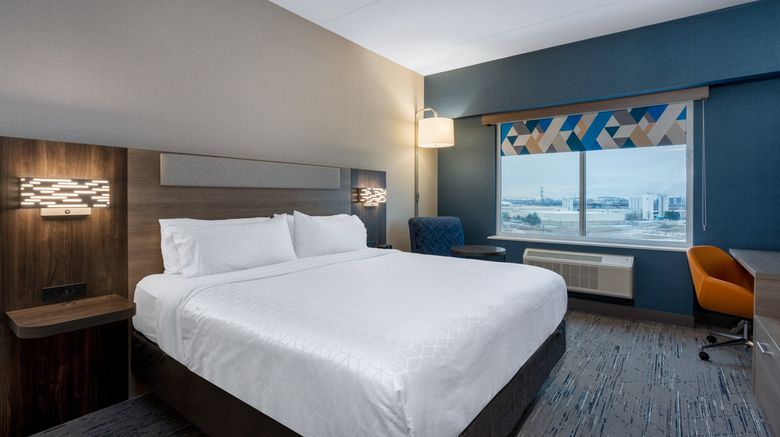 <b>Holiday Inn Express Hotel & Suites Suite</b>. Images powered by <a href="https://www.leonardoworldwide.com/" title="Leonardo Worldwide" target="_blank">Leonardo</a>.