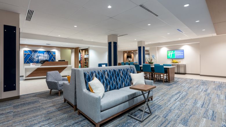 <b>Holiday Inn Express Hotel & Suites Exterior</b>. Images powered by <a href="https://www.leonardoworldwide.com/" title="Leonardo Worldwide" target="_blank">Leonardo</a>.
