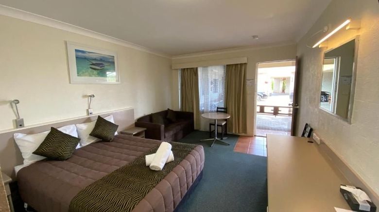 <b>Sapphire City Motor Inn Room</b>. Images powered by <a href="https://www.leonardoworldwide.com/" title="Leonardo Worldwide" target="_blank">Leonardo</a>.
