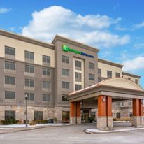 Holiday Inn Express Hotel & Suites