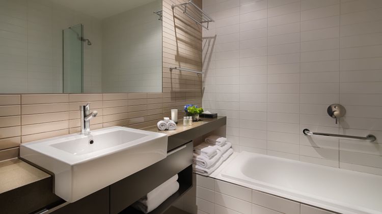 Caroline Serviced Apartments Room