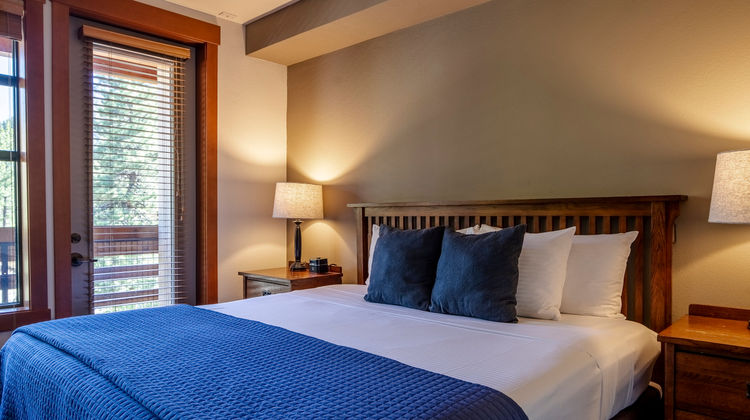 The Village at Mammoth Room