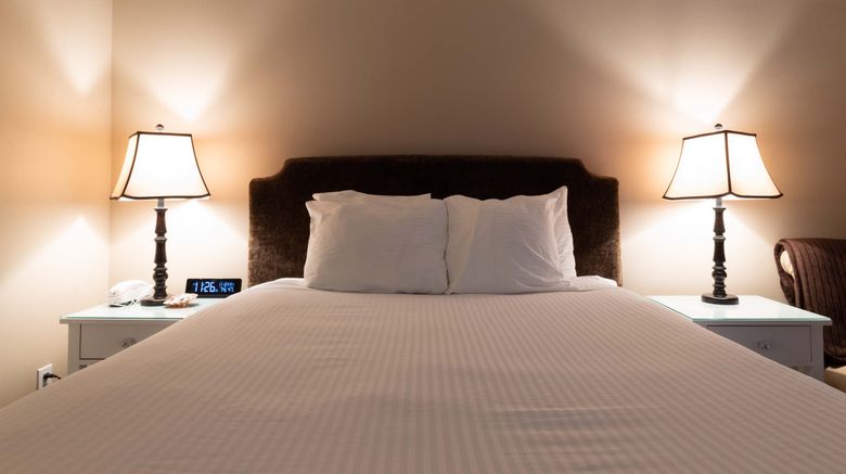 <b>Hearthstone Inn Room</b>. Images powered by <a href="https://www.leonardoworldwide.com/" title="Leonardo Worldwide" target="_blank">Leonardo</a>.
