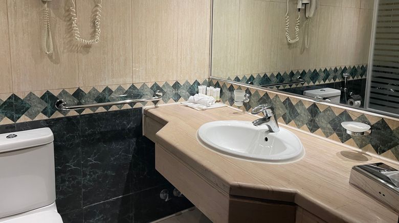 <b>Triumph Plaza Hotel Room</b>. Images powered by <a href="https://www.leonardoworldwide.com/" title="Leonardo Worldwide" target="_blank">Leonardo</a>.