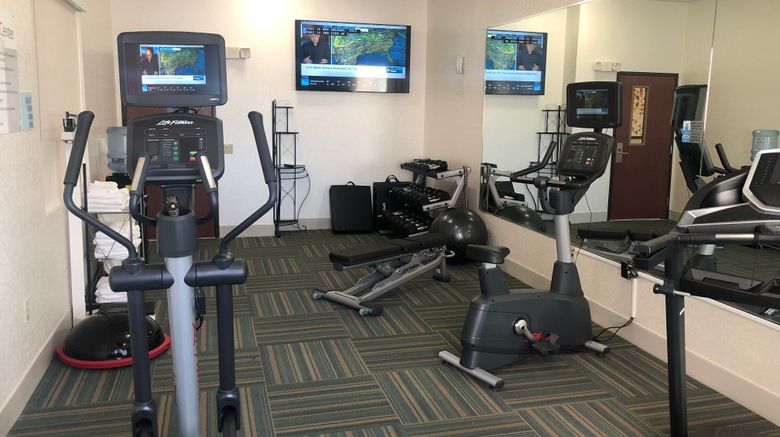 <b>Holiday Inn Express Hotel & Suites Woodw Health Club</b>. Images powered by <a href="https://www.leonardoworldwide.com/" title="Leonardo Worldwide" target="_blank">Leonardo</a>.