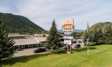 The Virginian Lodge