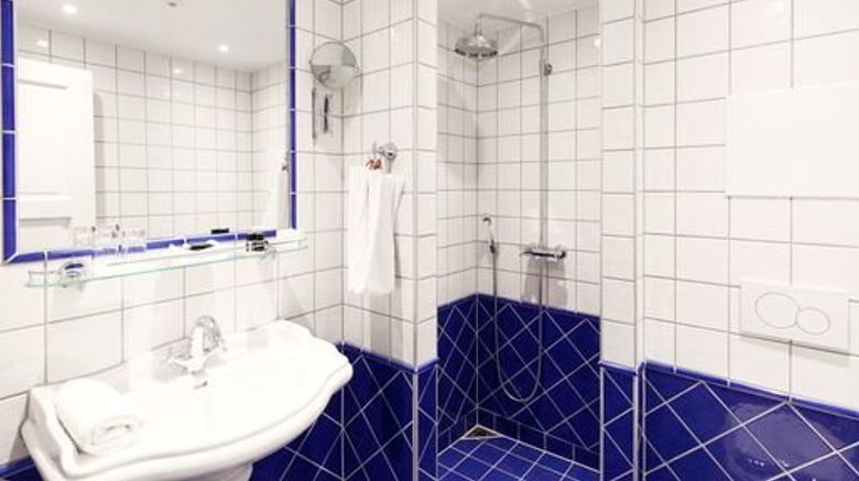 <b>Kirstine Hotel Room</b>. Images powered by <a href="https://www.leonardoworldwide.com/" title="Leonardo Worldwide" target="_blank">Leonardo</a>.