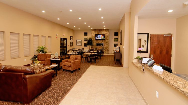 Cobblestone Inn & Suites Fort Madison Lobby