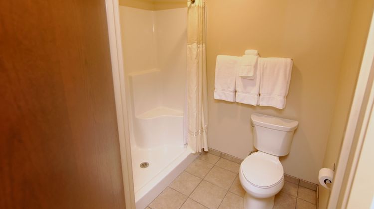 Cobblestone Inn & Suites Fort Madison Room
