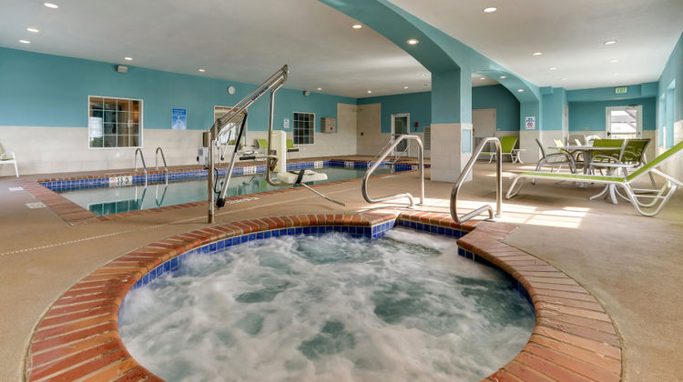 Holiday Inn Express & Suites Ardmore Spa