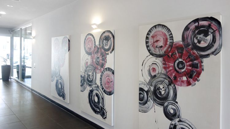 Semaphore Splash Apartments Lobby
