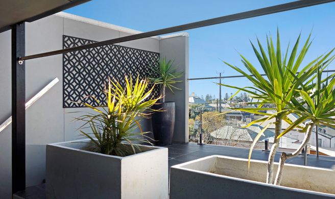 Semaphore Splash Apartments Exterior