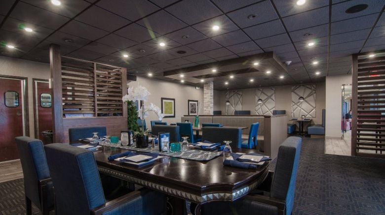 <b>Holiday Inn & Suites Syracuse Airport Restaurant</b>. Images powered by <a href="https://www.leonardoworldwide.com/" title="Leonardo Worldwide" target="_blank">Leonardo</a>.