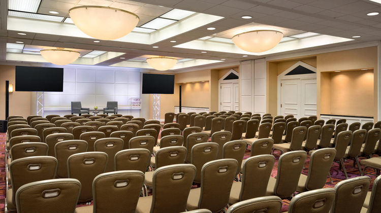 Crowne Plaza Englewood, an IHG Hotel Meeting