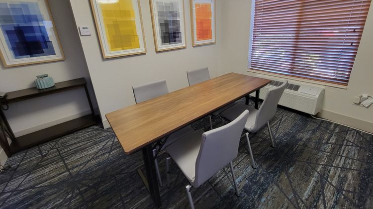 Holiday Inn Express Lady Lake Meeting