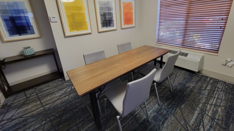 <b>Holiday Inn Express Lady Lake Meeting</b>. Images powered by <a href="https://www.leonardoworldwide.com/" title="Leonardo Worldwide" target="_blank">Leonardo</a>.